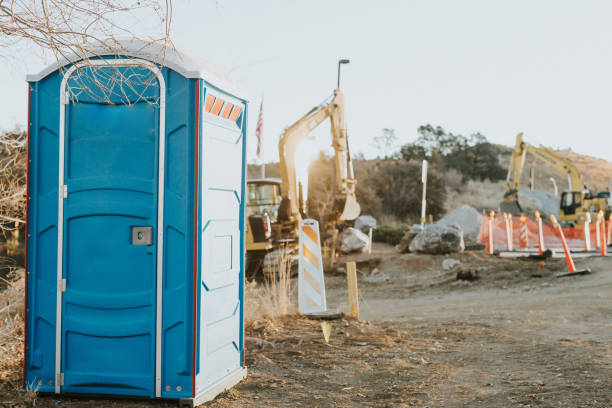 Best Porta potty delivery and setup  in Northbrook, OH